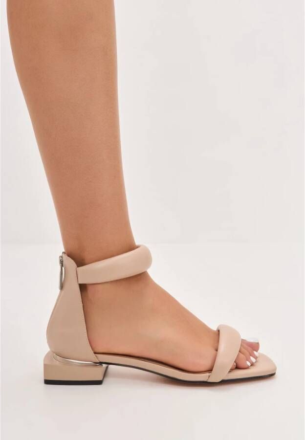 Cesare Gaspari Vierkante Hak Sandalen Sofia Beige Dames