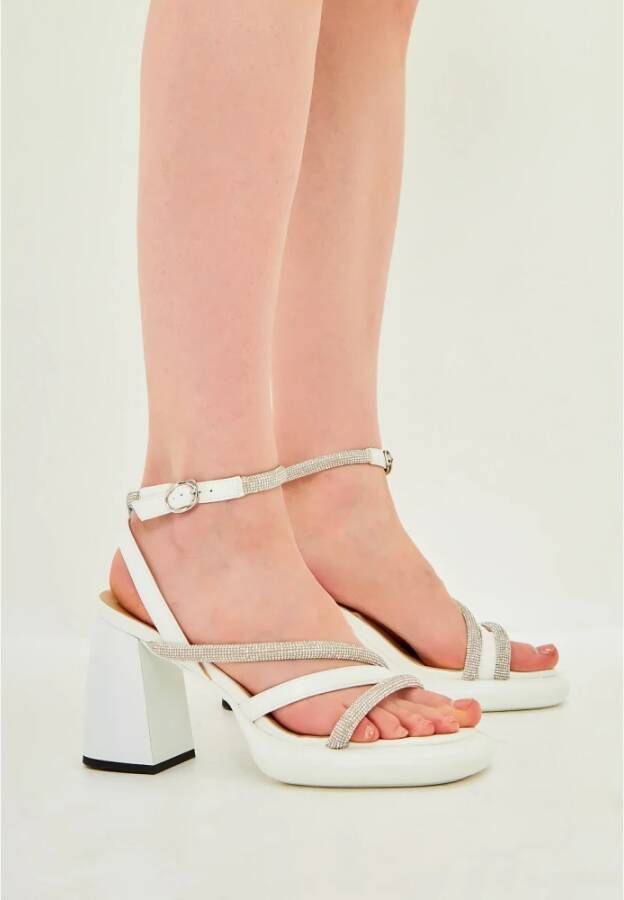 Cesare Gaspari Witte blokhak sandalen White Dames