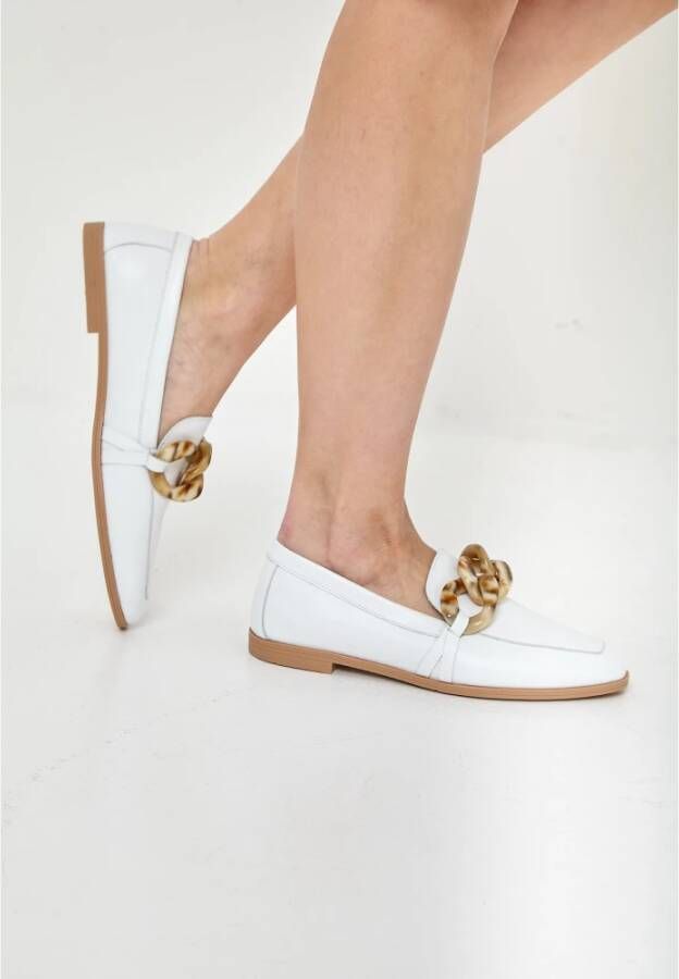 Cesare Gaspari Witte Leren Loafers met Chunky Zool White Dames