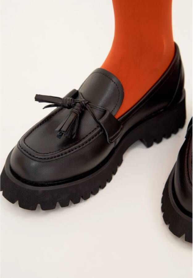 Cesare Gaspari Zwarte Platform Loafers met Kwast Details Black Dames