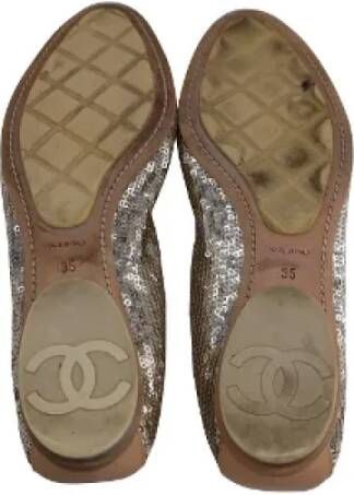 Chanel Vintage Pre-owned Leather flats Gray Dames