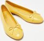 Chanel Vintage Pre-owned Leather flats Yellow Dames - Thumbnail 4