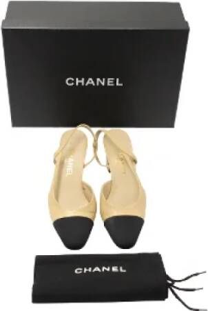Chanel Vintage Pre-owned Leather heels Beige Dames