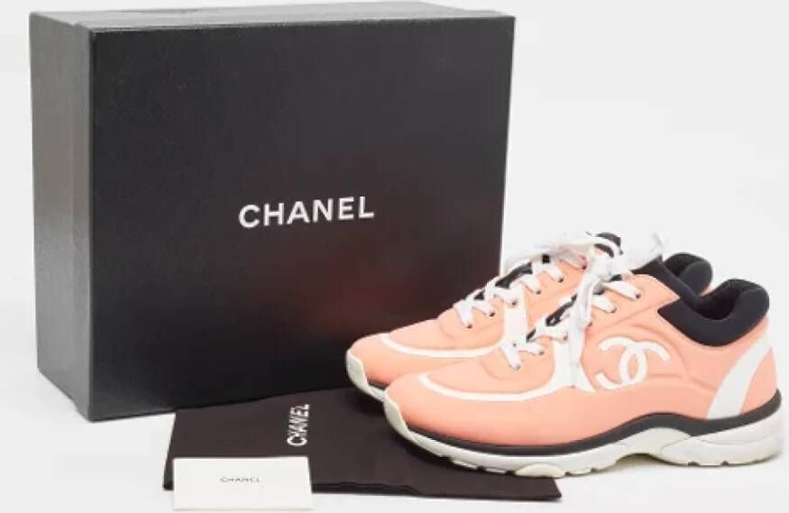 Chanel Vintage Pre-owned Plastic sneakers Pink Dames