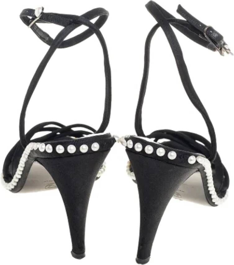 Chanel Vintage Pre-owned Satin sandals Black Dames
