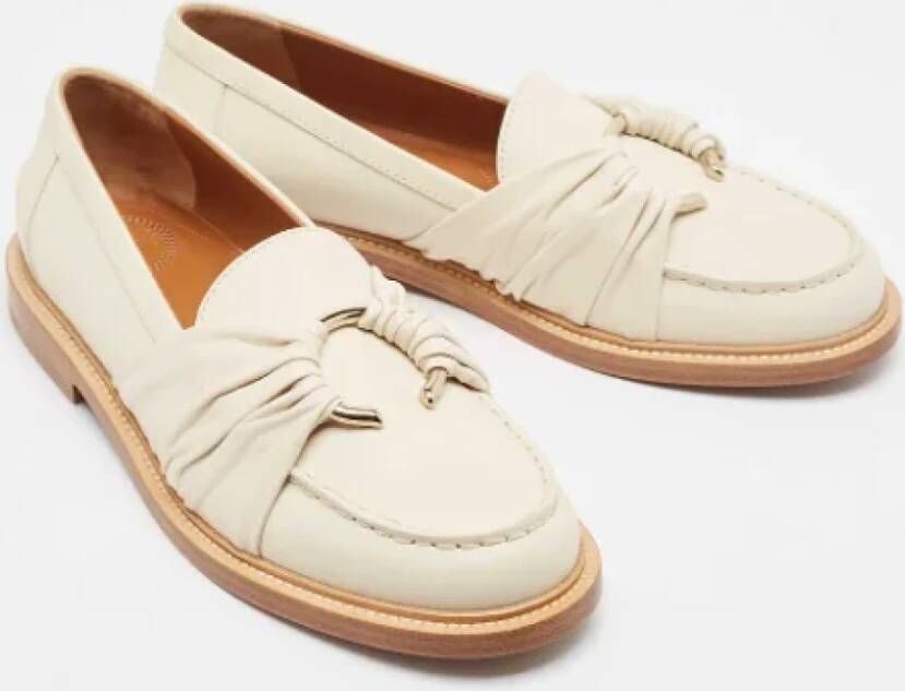 Chloé Pre-owned Leather flats Beige Dames