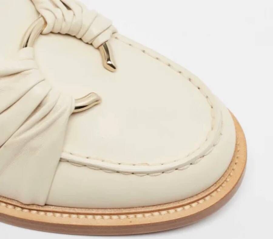 Chloé Pre-owned Leather flats Beige Dames