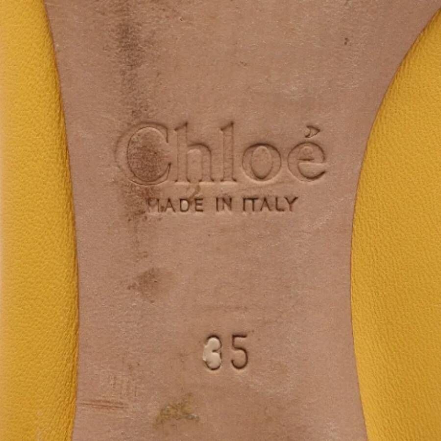 Chloé Pre-owned Leather flats Yellow Dames