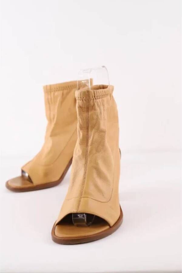 Chloé Pre-owned Leather heels Beige Dames