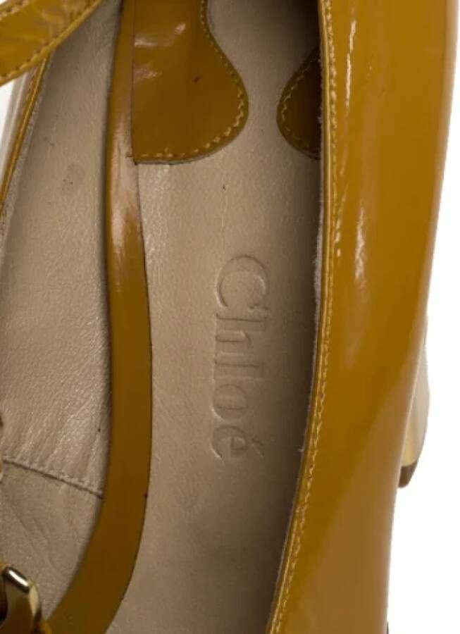 Chloé Pre-owned Leather heels Yellow Dames