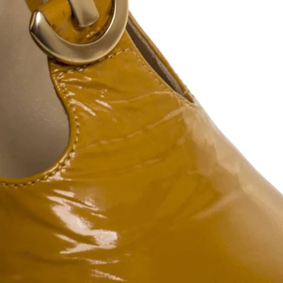 Chloé Pre-owned Leather heels Yellow Dames