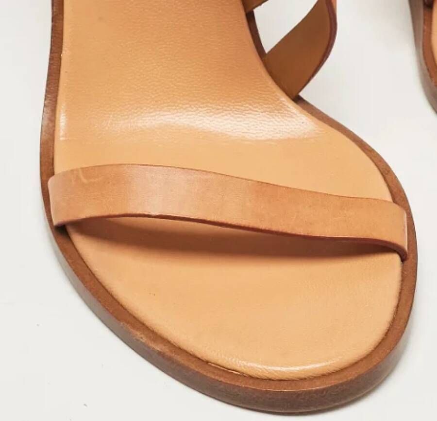 Chloé Pre-owned Leather sandals Beige Dames