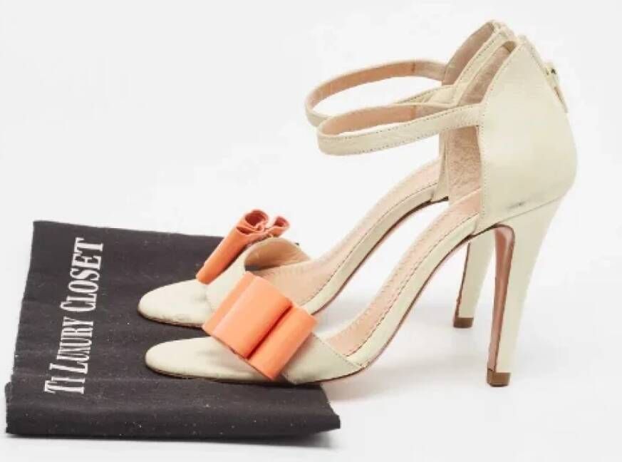 Chloé Pre-owned Leather sandals Beige Dames