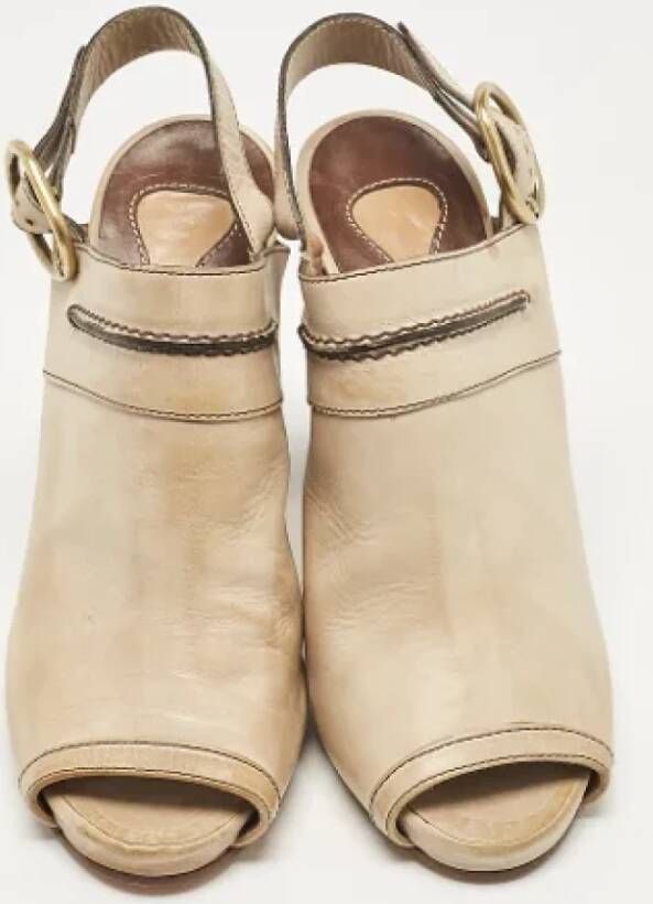 Chloé Pre-owned Leather sandals Beige Dames