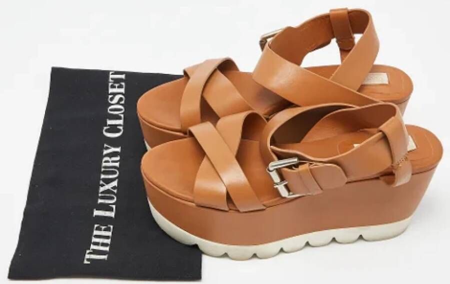 Chloé Pre-owned Leather sandals Brown Dames