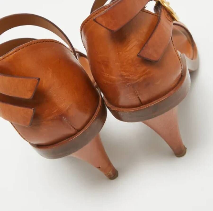 Chloé Pre-owned Leather sandals Brown Dames