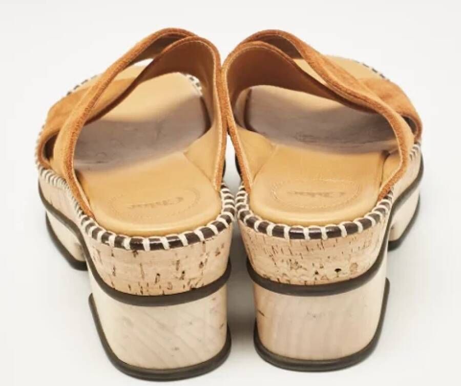 Chloé Pre-owned Suede sandals Brown Dames