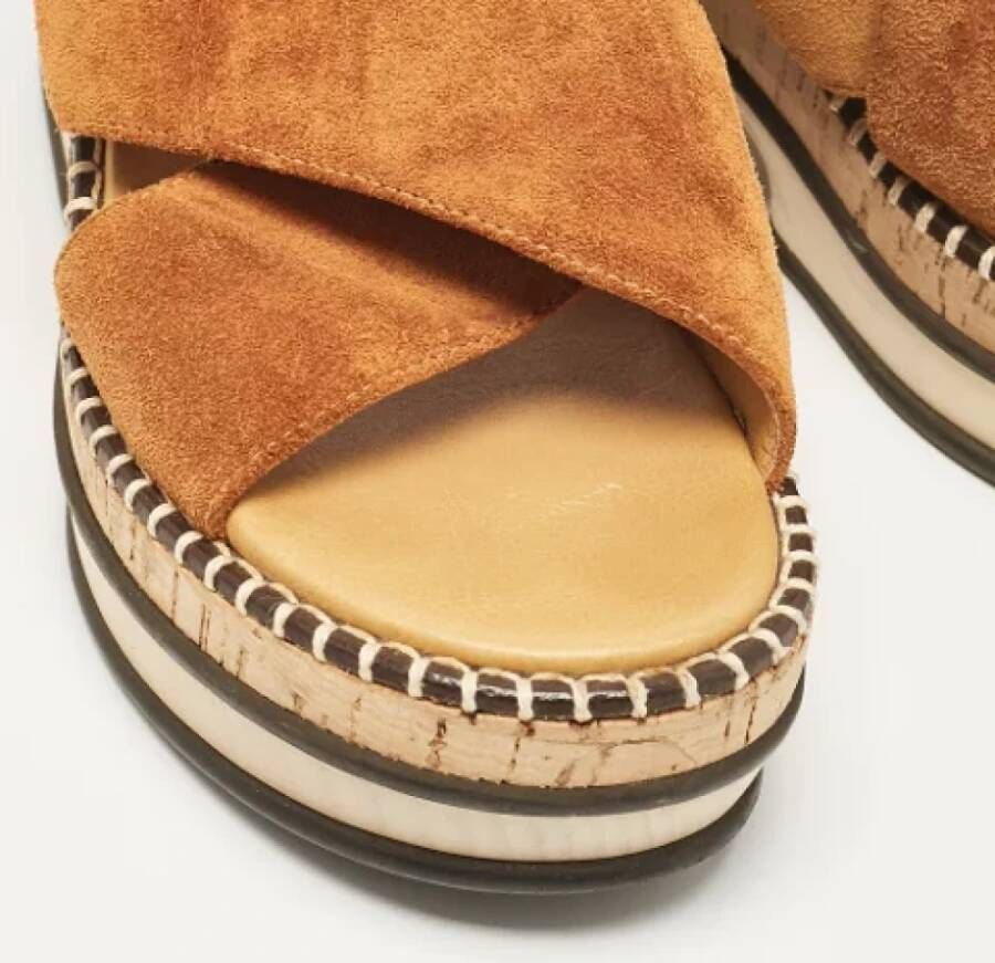 Chloé Pre-owned Suede sandals Brown Dames