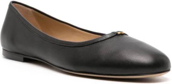 Chloé Zwarte platte schoenen met goudkleurig logo Black Dames