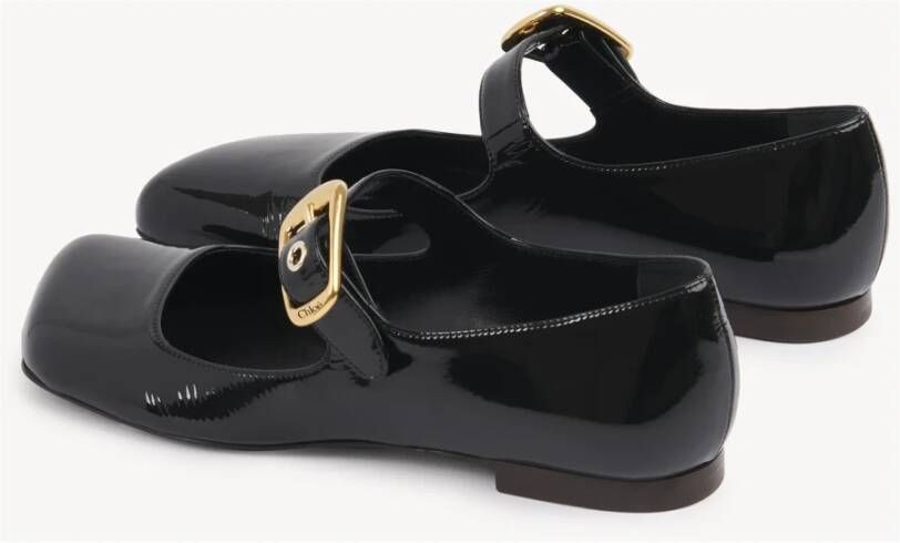 Chloé Zwarte platte schoenen met oversized gouden gesp Black Dames