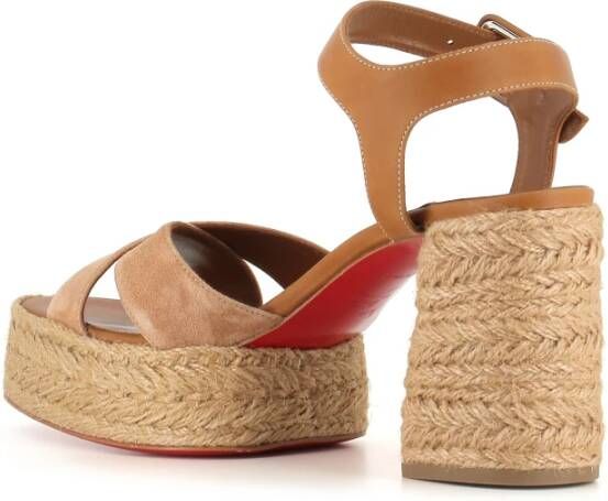 Christian Louboutin Beige Suède Sandaal met Enkelband Beige Dames