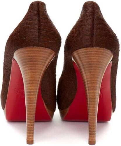 Christian Louboutin Bruine Leren Pumps Elegante Stijl Brown Dames