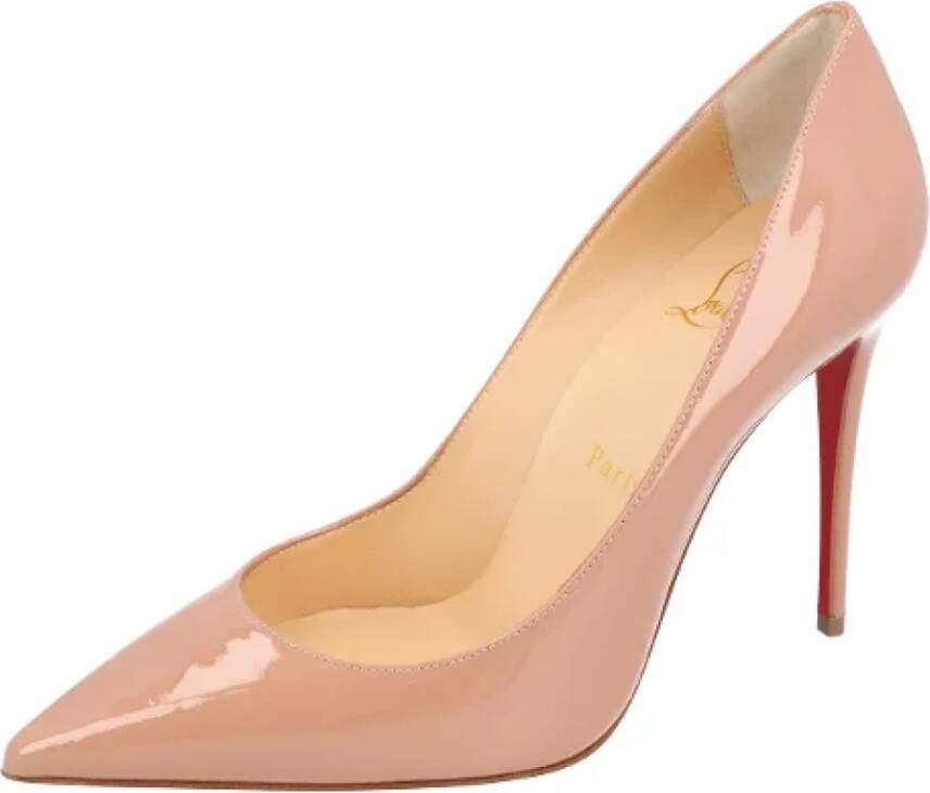 Christian Louboutin Leather heels Beige Dames