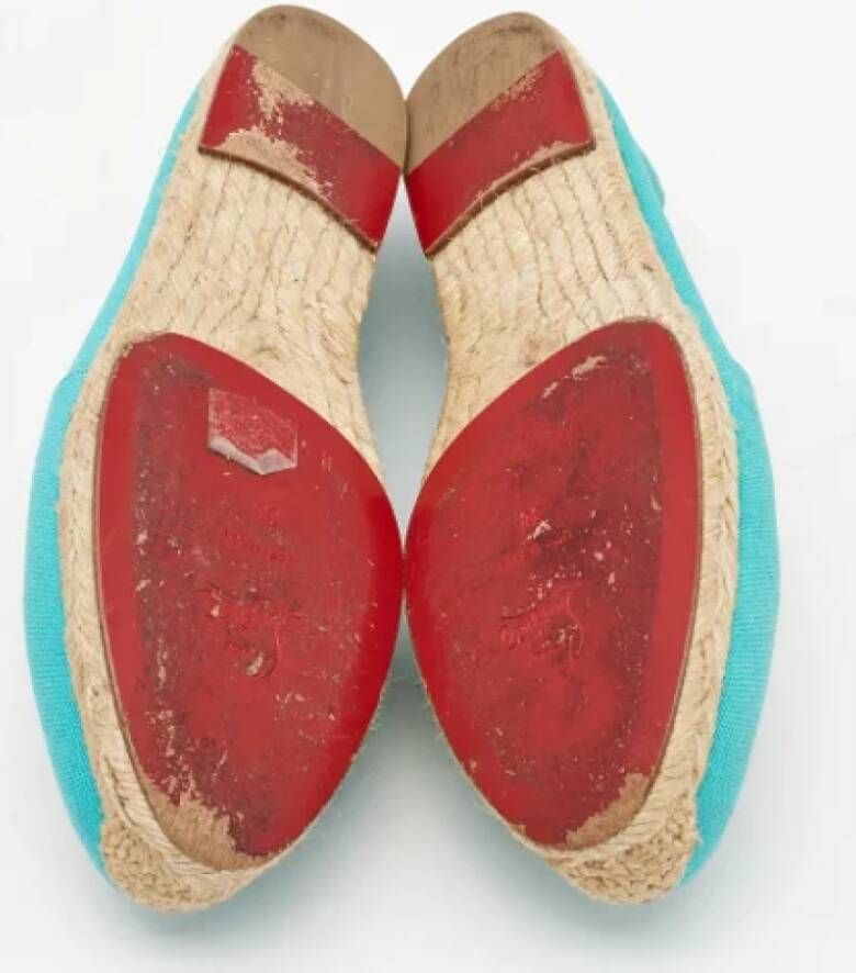 Christian Louboutin Pre-owned Canvas flats Blue Dames