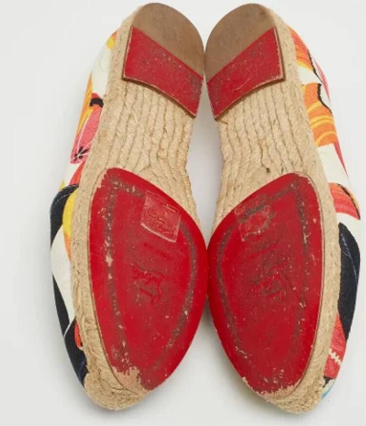 Christian Louboutin Pre-owned Canvas flats Multicolor Dames