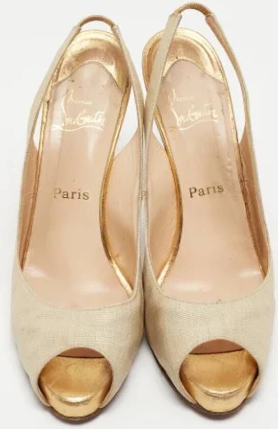 Christian Louboutin Pre-owned Canvas heels Beige Dames