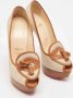 Christian Louboutin Pre-owned Canvas heels Beige Dames - Thumbnail 3