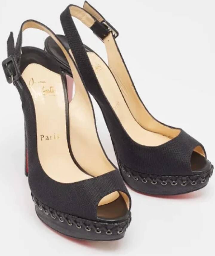 Christian Louboutin Pre-owned Canvas heels Black Dames