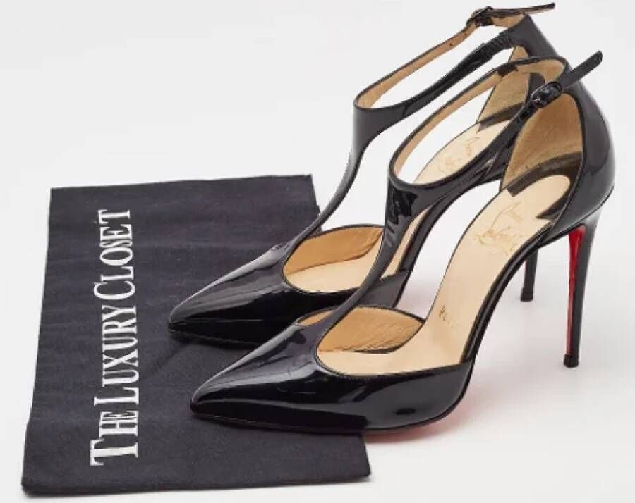 Christian Louboutin Pre-owned Canvas heels Black Dames