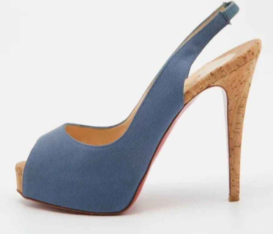 Christian Louboutin Pre-owned Canvas heels Blue Dames