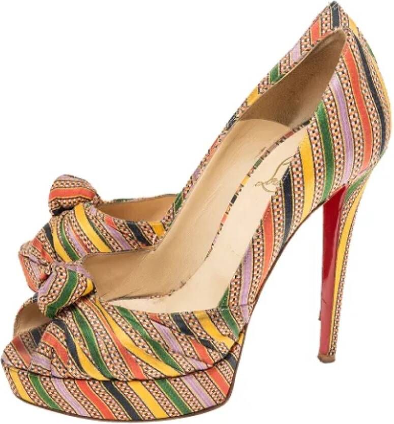 Christian Louboutin Pre-owned Canvas heels Multicolor Dames