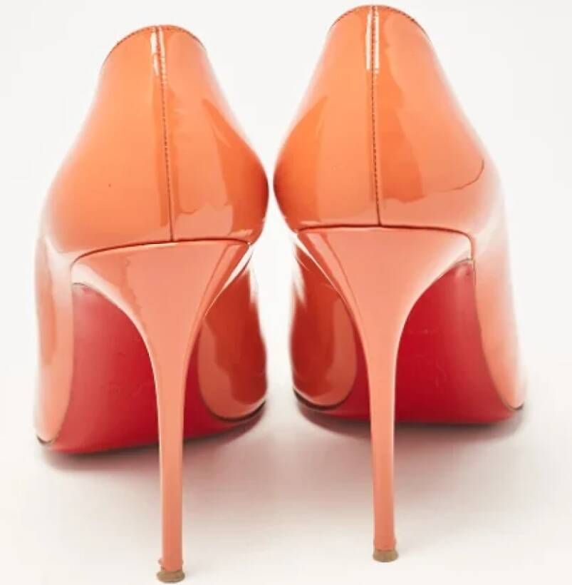 Christian Louboutin Pre-owned Canvas heels Orange Dames