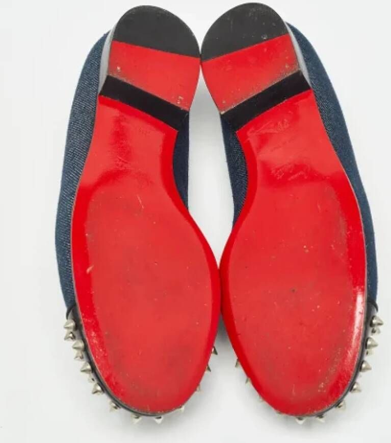 Christian Louboutin Pre-owned Denim flats Blue Dames