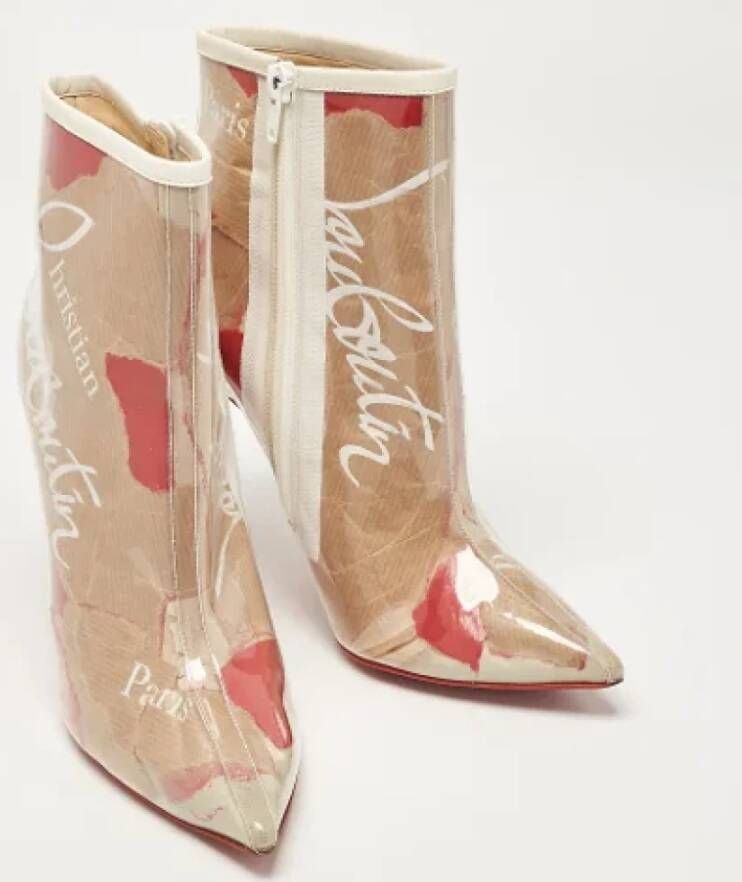 Christian Louboutin Pre-owned Fabric boots Beige Dames