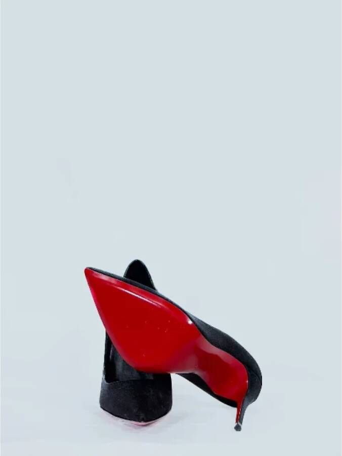 Christian Louboutin Pre-owned Fabric heels Black Dames