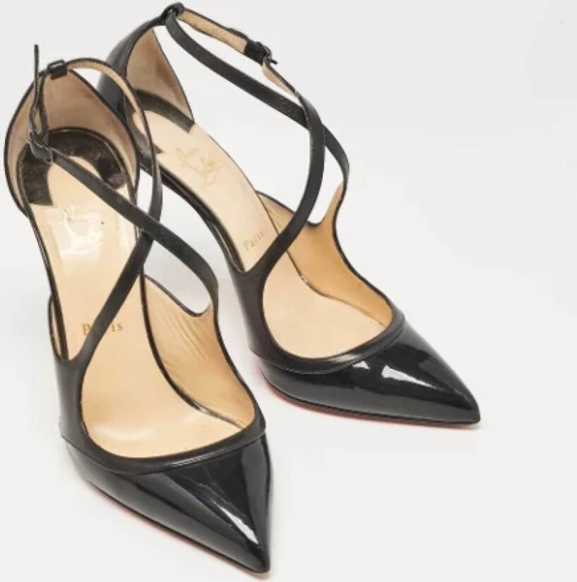 Christian Louboutin Pre-owned Fabric heels Black Dames