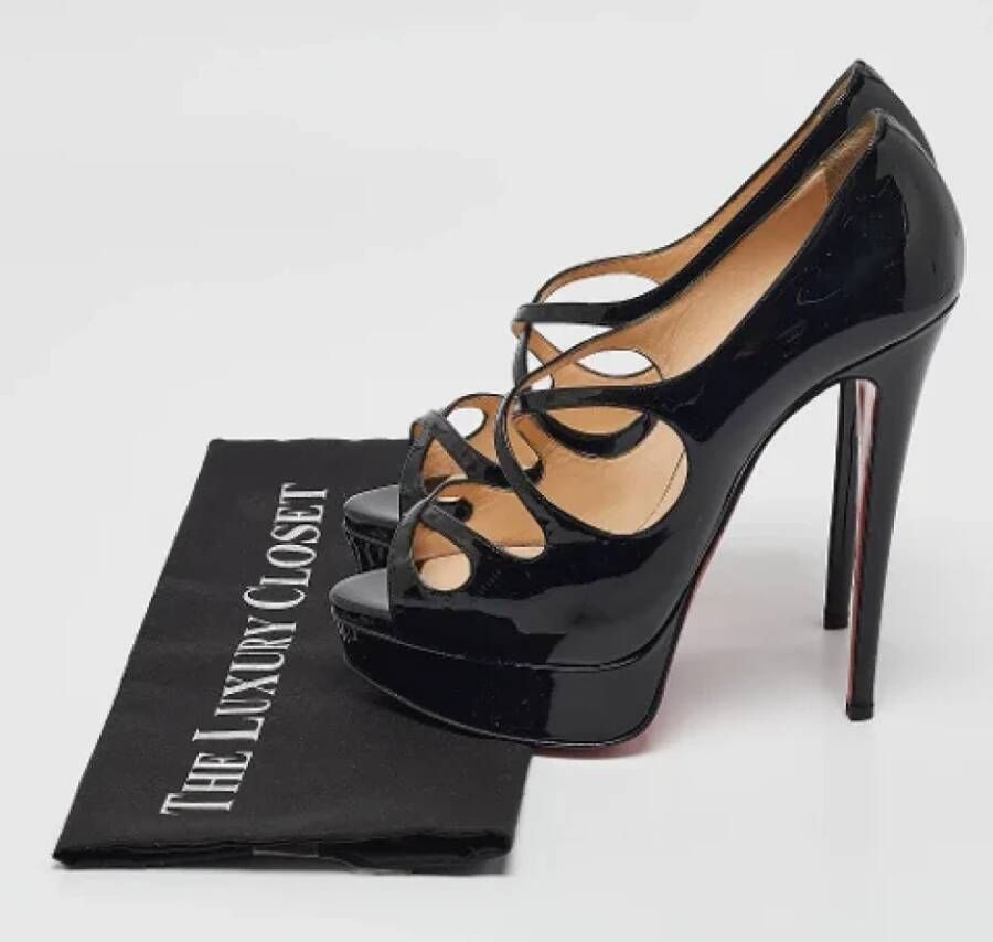 Christian Louboutin Pre-owned Fabric heels Black Dames