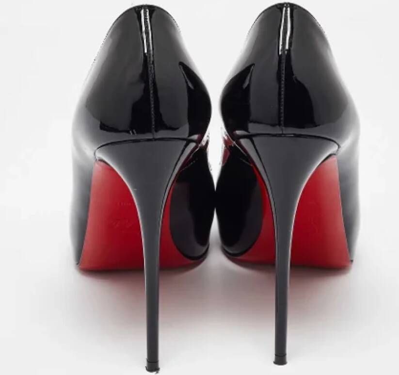 Christian Louboutin Pre-owned Fabric heels Black Dames