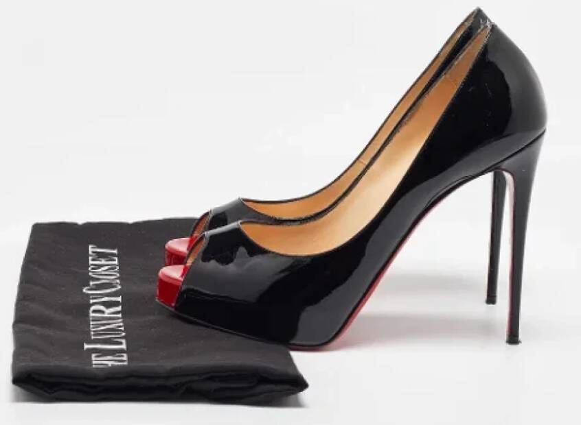 Christian Louboutin Pre-owned Fabric heels Black Dames