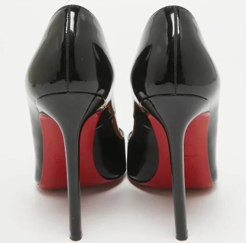 Christian Louboutin Pre-owned Fabric heels Black Dames