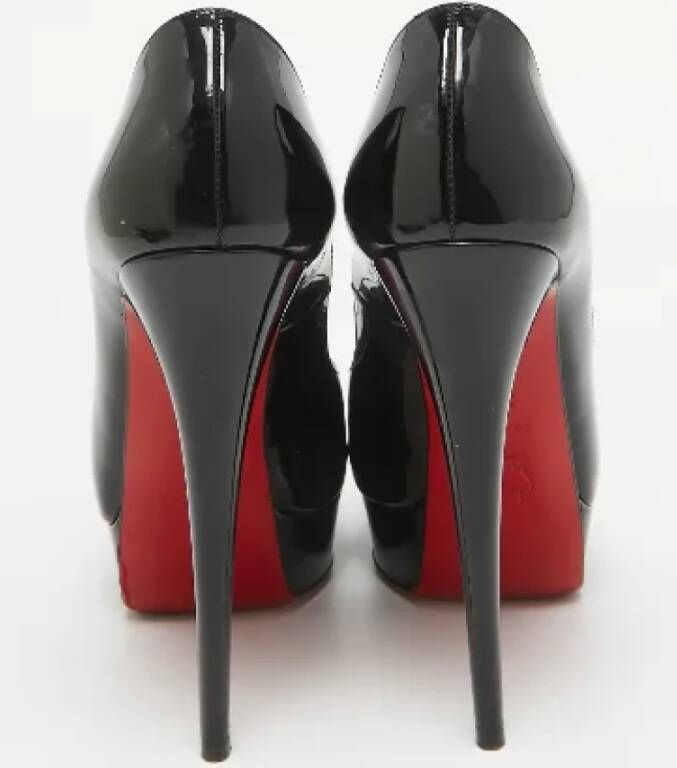 Christian Louboutin Pre-owned Fabric heels Black Dames