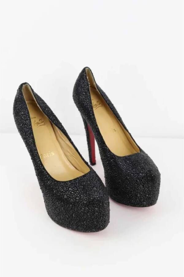 Christian Louboutin Pre-owned Fabric heels Black Dames