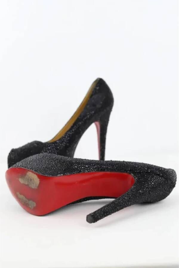 Christian Louboutin Pre-owned Fabric heels Black Dames