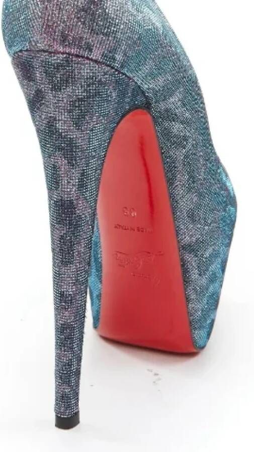 Christian Louboutin Pre-owned Fabric heels Blue Dames