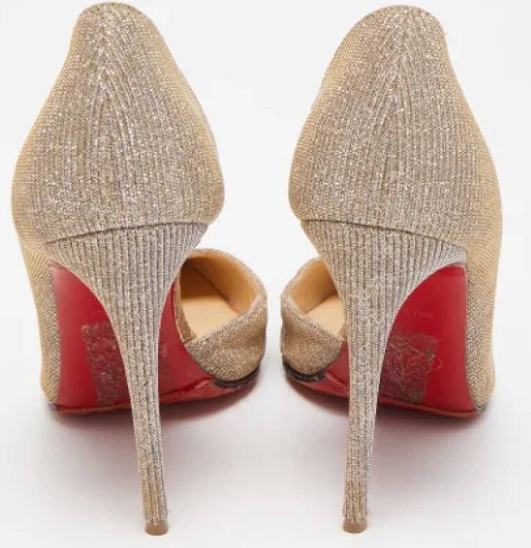 Christian Louboutin Pre-owned Fabric heels Gray Dames