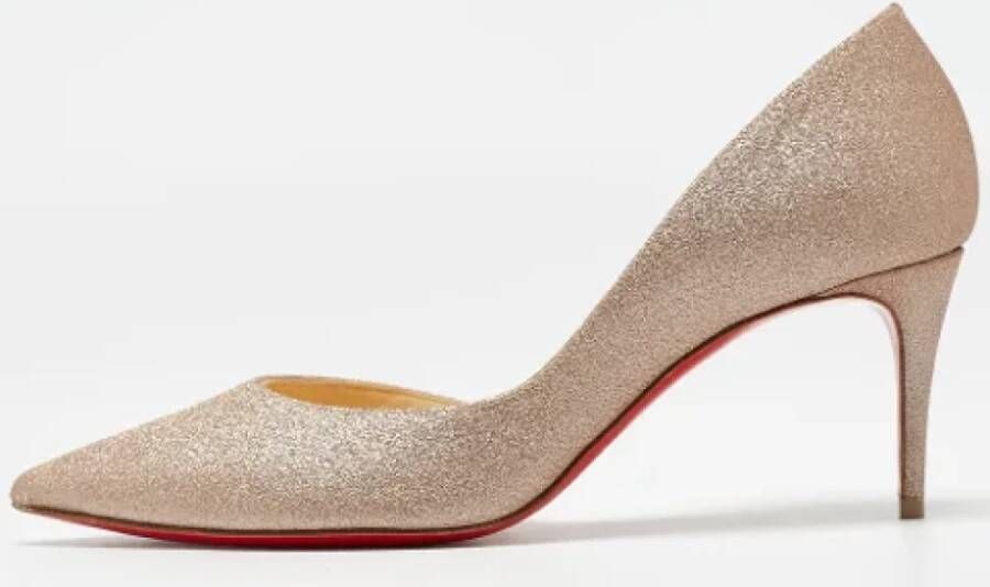 Christian Louboutin Pre-owned Fabric heels Gray Dames